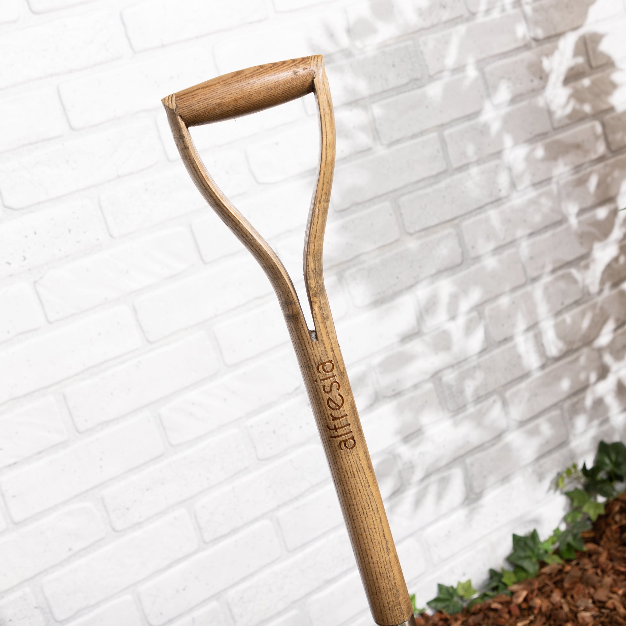 Alfresia Garden Hoe & Garden Rake Set